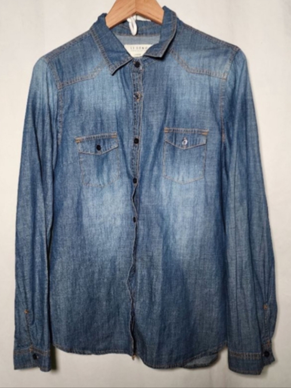 Women's CI SONO Blue Denim Button Down Shirt L